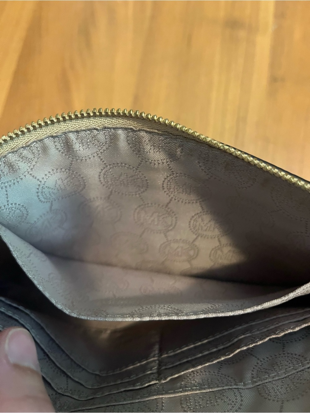 Michael Kors - Gold Wristlet / Wallet / Clutch Purse - Picture 7 of 9